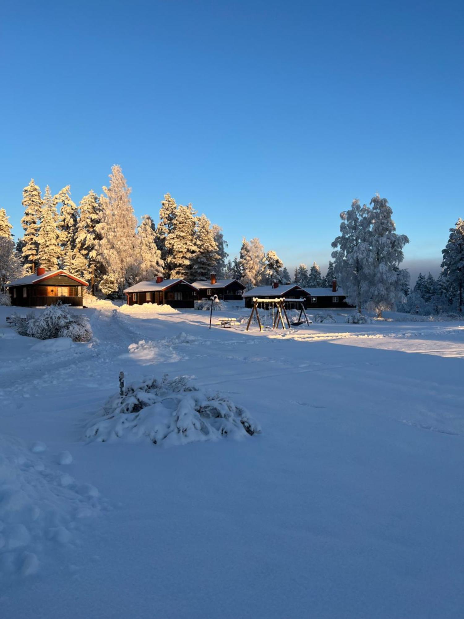 Siljansnaes Stugby Hotel ภายนอก รูปภาพ