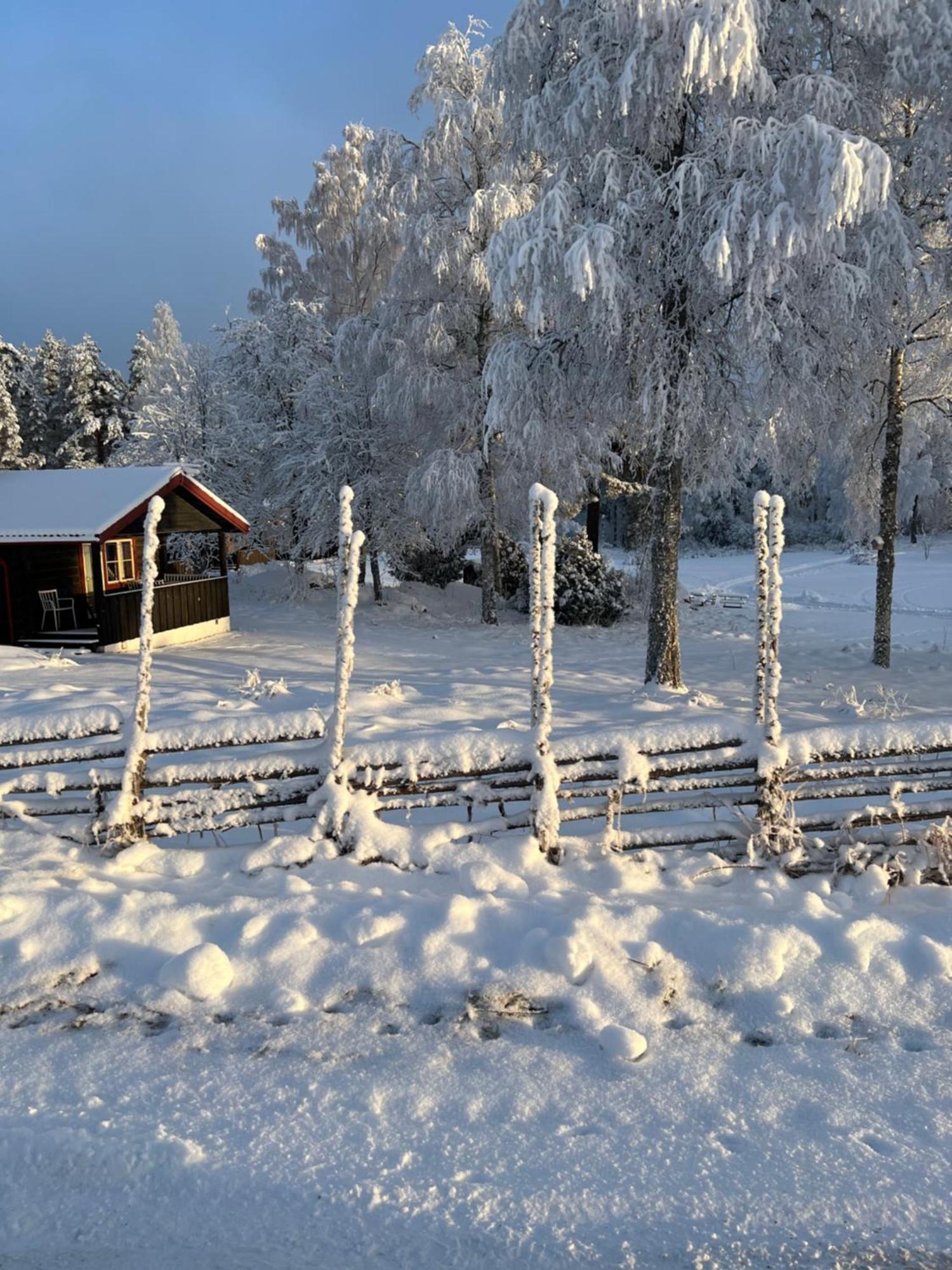 Siljansnaes Stugby Hotel ภายนอก รูปภาพ